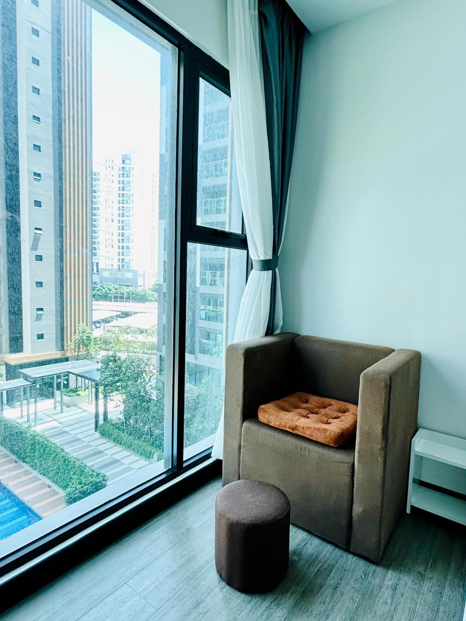 Delasol Garden By The Pool Near Center D4 Hcmc TP. Hồ Chí Minh