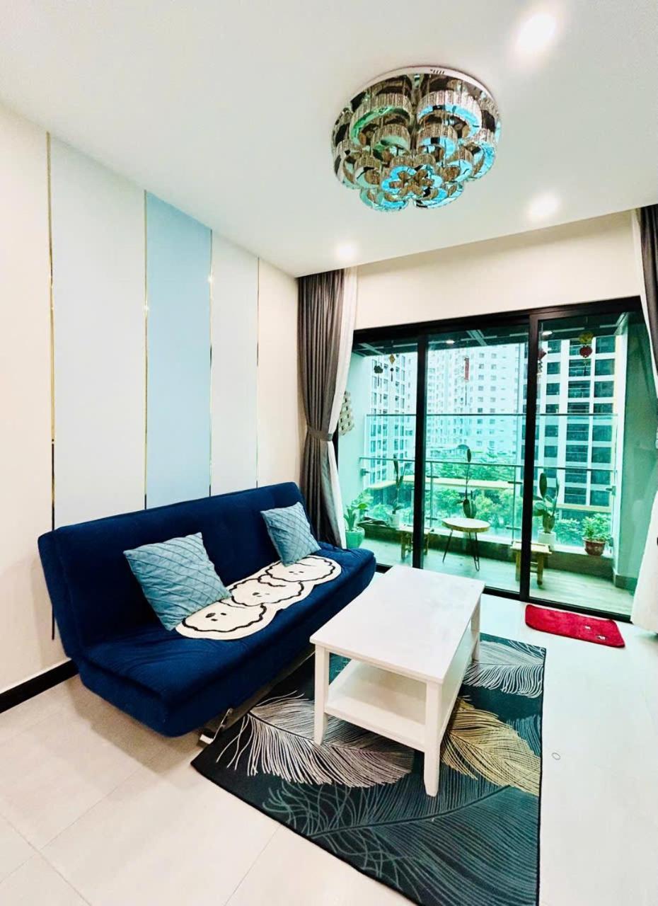 Delasol Garden By The Pool Near Center D4 Hcmc *